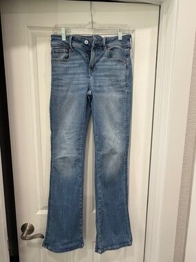 American Eagle Light/Medium Wash Next Level Stretch Bootcut Jeans – Size 4